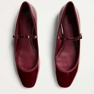Chic Burgundy Mary Jane Flats
